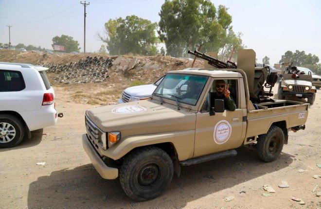 ليبيا.. توتر أمني يتصاعد في طرابلس وسط تحشيدات عسكرية ودعوات للتظاهر ليبيا.. توتر أمني يتصاعد في طرابلس وسط تحشيدات عسكرية ودعوات للتظاهر