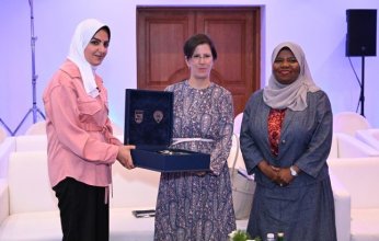 هيئة الرياضة تناقش مع مقررة أممية قضايا تمكين المرأة في المجال الرياضي