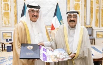 أمير الكويت يستقبل وزير التربية حيث قدم لسموه تقريرا حول استعدادات الوزارة للعام الدراسي الجديد