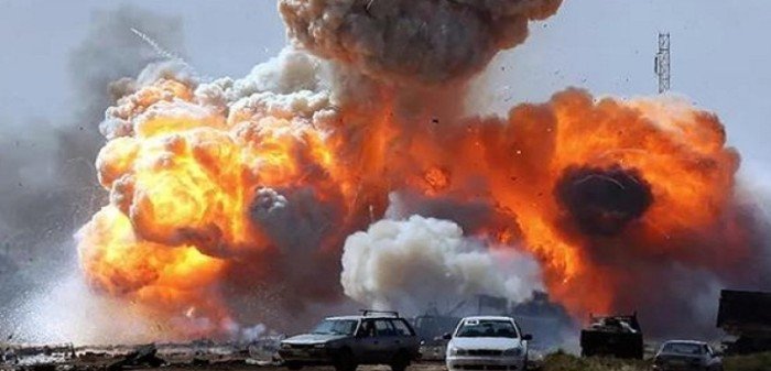 إصابة 16 شخصا جراء انفجار أحد مخازن الذخيرة فى مصراتة الليبية إصابة 16 شخصا جراء انفجار أحد مخازن الذخيرة فى مصراتة الليبية