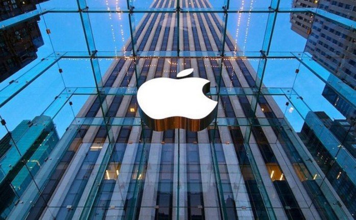 أبل تطلق تحديث iOS 26.0.1 لإصلاح مشاكل آيفون 17 أبل تطلق تحديث iOS 26.0.1 لإصلاح مشاكل آيفون 17