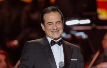 الليلة.. محمد ثروت يحتفي بالمولد النبوي الشريف على مسرح الأوبرا