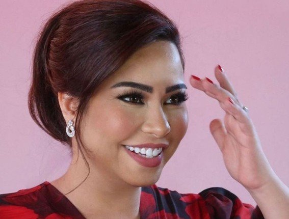 شيرين عبد الوهاب تفاجئ جمهورها ببيان جديد بشأن محاميها ياسر قنطوش شيرين عبد الوهاب تفاجئ جمهورها ببيان جديد بشأن محاميها ياسر قنطوش