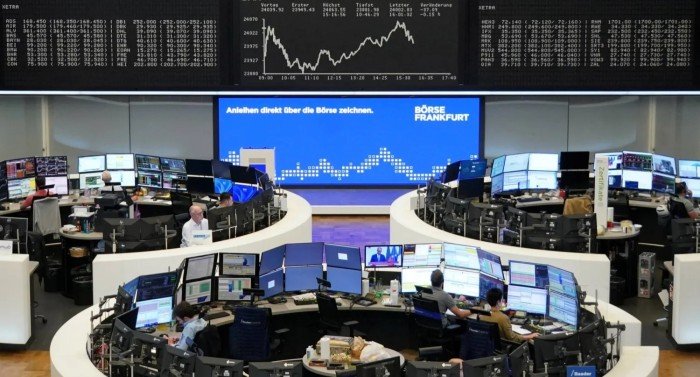 مؤشرات الأسهم الأوروبية تنهي التعاملات اليوم على ارتفاع طفيف مؤشرات الأسهم الأوروبية تنهي التعاملات اليوم على ارتفاع طفيف