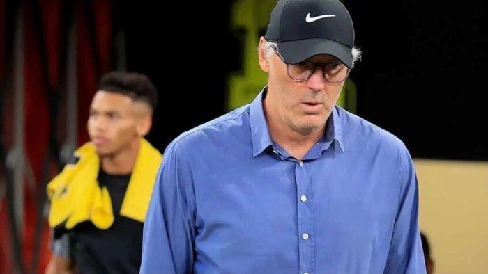 ثنائية النصر تطيح بـ لوران بلان من قيادة الاتحاد السعودي ثنائية النصر تطيح بـ لوران بلان من قيادة الاتحاد السعودي