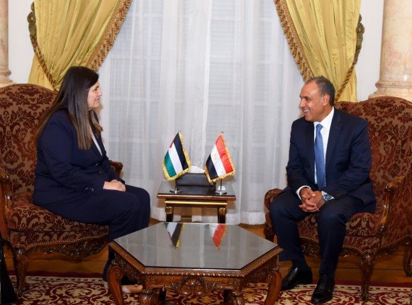 وزير الخارجية المصري: نرفض المخططات الاستيطانية وحملات الترهيب بالضفة الغربية وزير الخارجية المصري: نرفض المخططات الاستيطانية وحملات الترهيب بالضفة الغربية