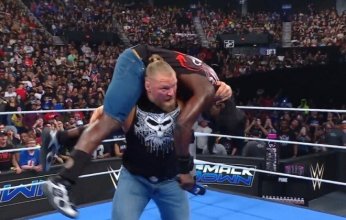 شاهد | بالفيديو.. موقف محرج لـ بروك ليسنر في عرض سماكداون