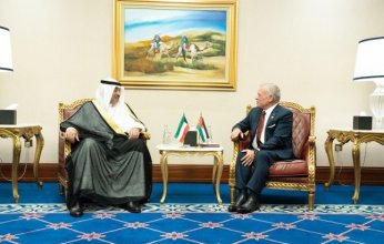 ولي العهد الكويتي يلتقي ملك الأردن على هامش القمة العربية الإسلامية الطارئة