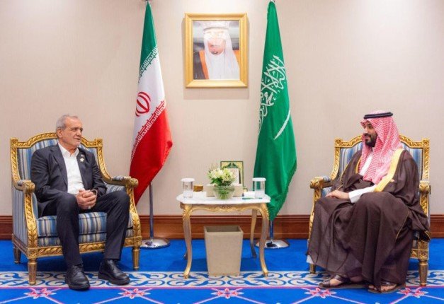 السعودية وإيران تبحثان تطورات الأوضاع الراهنة في المنطقة السعودية وإيران تبحثان تطورات الأوضاع الراهنة في المنطقة