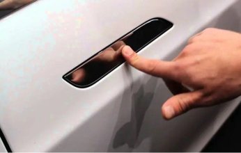 الصين تدرس حظر مقابض السيارات «المخفية» لأسباب تتعلق بالسلامة