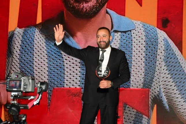 أحمد السقا يشارك متابعيه بصورة له من تكريمه في حفل دير جيست عبر إنستجرام أحمد السقا يشارك متابعيه بصورة له من تكريمه في حفل دير جيست عبر إنستجرام