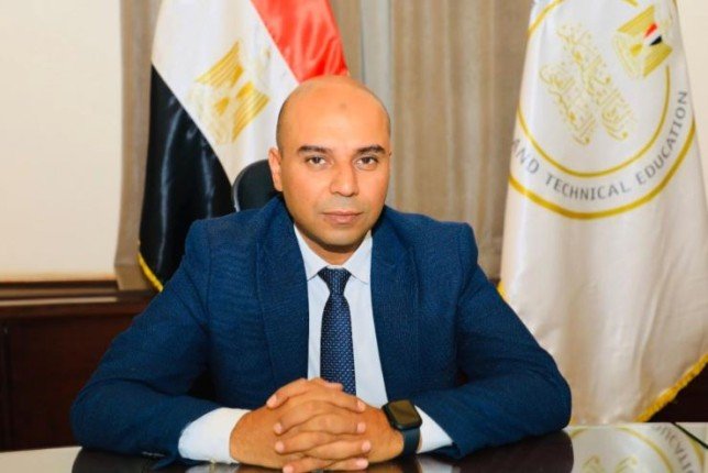 التعليم تكشف الفرق بين نظامي الثانوية العامة والبكالوريا وتؤكد تسهيل دفع المصروفات التعليم تكشف الفرق بين نظامي الثانوية العامة والبكالوريا وتؤكد تسهيل دفع المصروفات