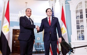 وزير الخارجية المصري يشدد لنظيره الأمريكي على انسحاب القوات الإسرائيلية من غزة ورفض التهجير