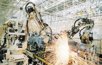 بالأرقام.. الصناعات التحويلية غير البترولية تقود النمو الاقتصادي المصري في العام المالي 2024/2025