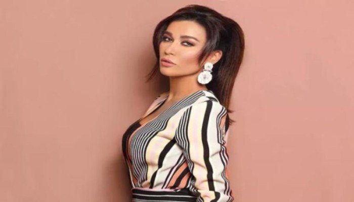 نادين الراسي تعتذر لفضل شاكر ونجله بعد هجومها الحاد.. ما القصة؟ نادين الراسي تعتذر لفضل شاكر ونجله بعد هجومها الحاد.. ما القصة؟