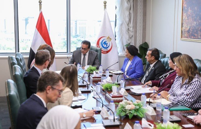 مصر.. وزير الصحة يستقبل وفد الوكالة الفرنسية للتنمية لتعزيز التعاون في القطاع الصحي مصر.. وزير الصحة يستقبل وفد الوكالة الفرنسية للتنمية لتعزيز التعاون في القطاع الصحي