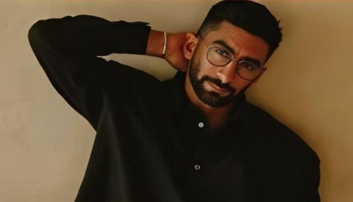 الإعلامي الإماراتي أنس بوخش ينجو من حريق مفاجئ التهم سيارته الإعلامي الإماراتي أنس بوخش ينجو من حريق مفاجئ التهم سيارته