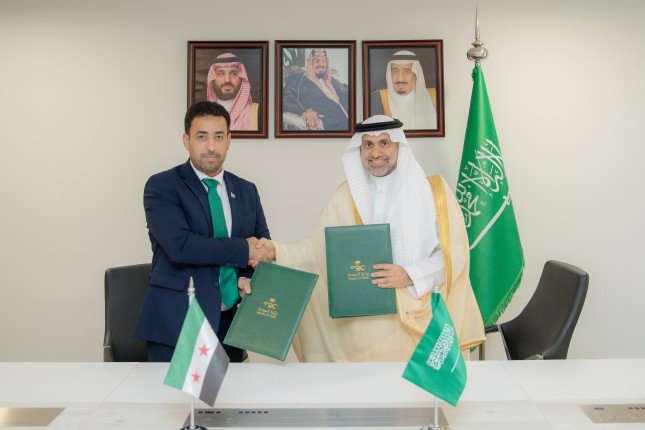 سوريا والسعودية توقعان مذكرة تفاهم لتعزيز التعاون في المجال الصحي سوريا والسعودية توقعان مذكرة تفاهم لتعزيز التعاون في المجال الصحي