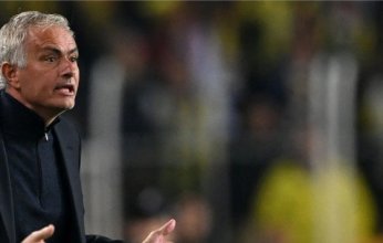 مورينيو يختار فريقه الجديد بعد أسابيع من إقالته