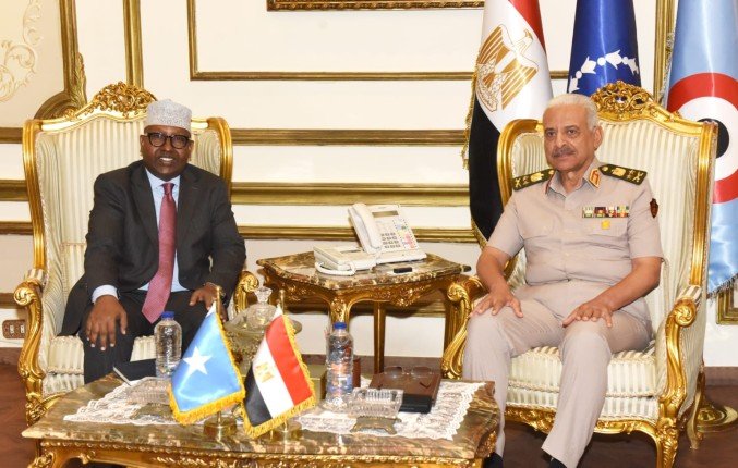 مصر.. وزير الدفاع يلتقي نظيره الصومالي اليوم مصر.. وزير الدفاع يلتقي نظيره الصومالي اليوم