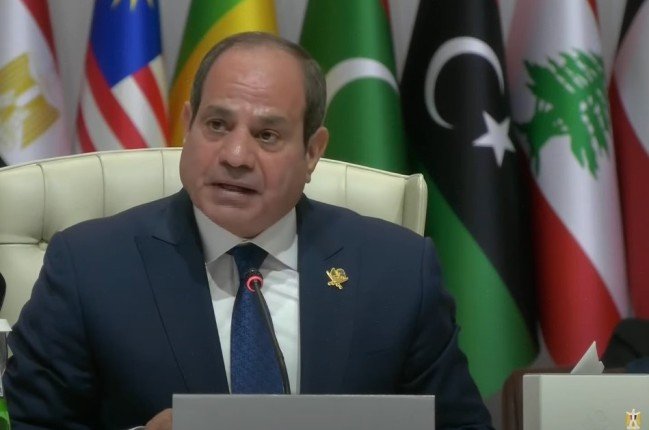 إسرائيل تخطت كافة الخطوط الحمراء.. نص كلمة الرئيس السيسي في القمة العربية الإسلامية بقطر إسرائيل تخطت كافة الخطوط الحمراء.. نص كلمة الرئيس السيسي في القمة العربية الإسلامية بقطر
