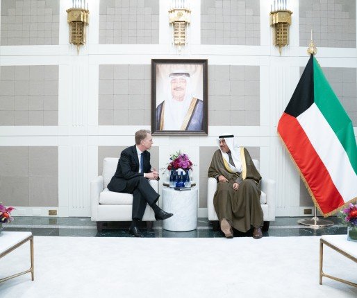 ولي العهد الكويتي يستقبل مسؤولي عدد من الشركات العالمية بمقر وفد الكويت لدى الأمم المتحدة ولي العهد الكويتي يستقبل مسؤولي عدد من الشركات العالمية بمقر وفد الكويت لدى الأمم المتحدة