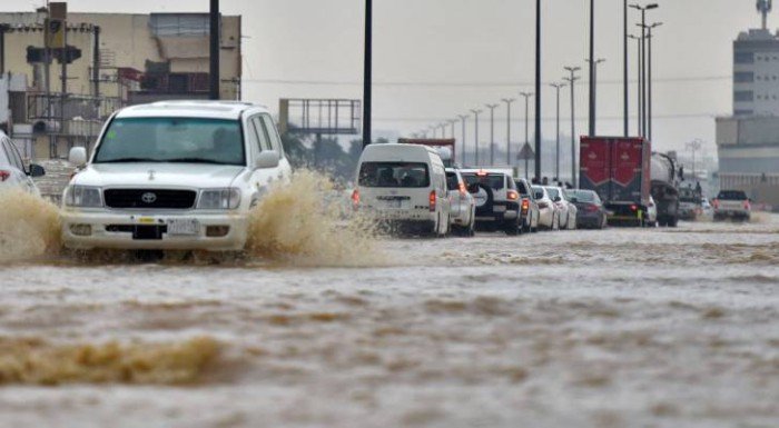 السعودية: امطار رعدية وبرودة للجو على مكة والمدينة السعودية: امطار رعدية وبرودة للجو على مكة والمدينة