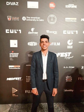إبراهيم قنديل يتأهل لجائزة أفضل صورة في معرض MEDFEST بالجامعة الأمريكية إبراهيم قنديل يتأهل لجائزة أفضل صورة في معرض MEDFEST بالجامعة الأمريكية