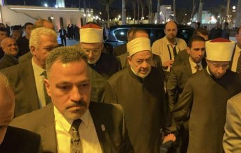 شيخ الأزهر يؤدي واجب العزاء في وفاة الدكتور أحمد عمر هاشم