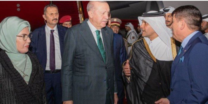 الرئيس التركي يصل إلى الدوحة في زيارة رسمية الرئيس التركي يصل إلى الدوحة في زيارة رسمية