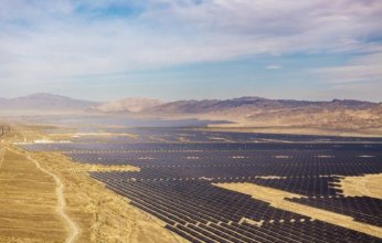 الصين تتصدر المشهد العالمي بإطلاق أول محطة شمسية حرارية بنظام البرجين المزدوجين