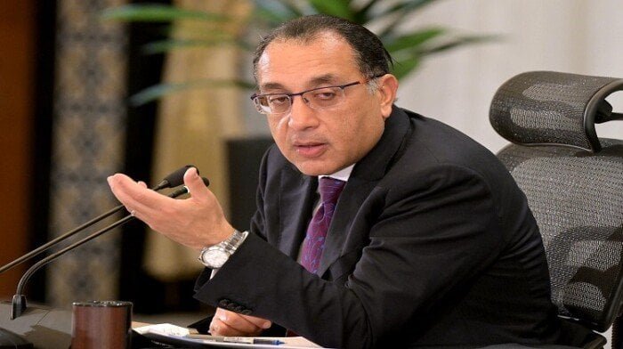 مدبولي يتفقد التشغيل التجريبي لمحطة الربط الكهربائي بين مصر والسعودية بمدينة بدر مدبولي يتفقد التشغيل التجريبي لمحطة الربط الكهربائي بين مصر والسعودية بمدينة بدر