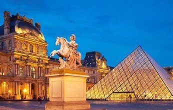 سرقة هزت العالم.. .حالة من الإحباط والاستياء بين السائحين بعد غلق متحف اللوفر