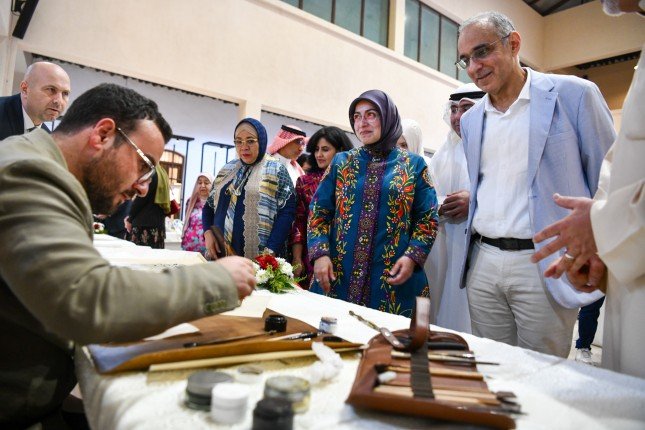 الحرف اليدوية التركية التقليدية.. معرض للفنون التشكيلية المتنوعة في متحف الفن الحديث بالكويت