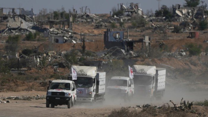 الاحتلال الإسرائيلي يسلم 30 جثمانا لشهداء من قطاع غزة الاحتلال الإسرائيلي يسلم 30 جثمانا لشهداء من قطاع غزة