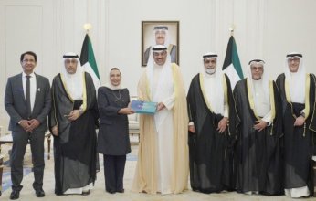 ولي العهد الكويتي يستقبل رئيس وأعضاء مجلس الإدارة التأسيسي لجامعة عبد الله السالم