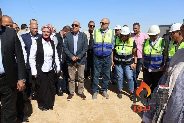 وزير الكهرباء يتفقد إنهاء أعمال أبراج عبور قناة السويس على خط الربط السعودى وزير الكهرباء يتفقد إنهاء أعمال أبراج عبور قناة السويس على خط الربط السعودى