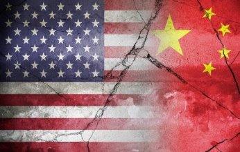 الصين تحث الولايات المتحدة على حل النزاعات التجارية عبر الحوار والمساواة