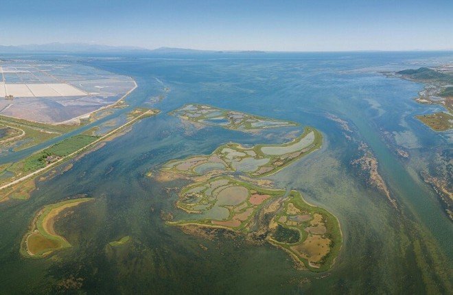 اليونان.. اكتشاف بحيرة جوفية عمرها 800 ألف عام تحت خليج كورينث اليونان.. اكتشاف بحيرة جوفية عمرها 800 ألف عام تحت خليج كورينث