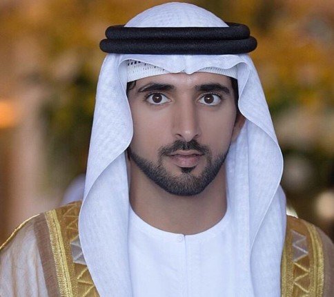 دبي تمنح الإقامة الذهبية لأكثر من 200 معلم وتربوي دبي تمنح الإقامة الذهبية لأكثر من 200 معلم وتربوي