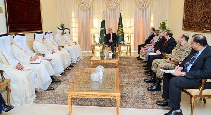 رئيس وزراء باكستان يدعو المستثمرين القطريين لاستكشاف آفاق جديدة للتعاون رئيس وزراء باكستان يدعو المستثمرين القطريين لاستكشاف آفاق جديدة للتعاون