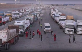 عبور 20 شاحنة مساعدات إماراتية إلى الفلسطينيين بقطاع غزة