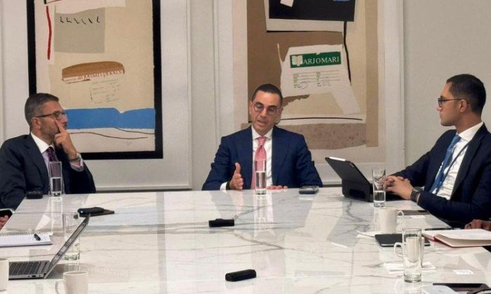 مصر: وزير الاستثمار يلتقي DLA Piper ومجموعة مستثمرين دوليين راغبين بدخول السوق المصرية مصر: وزير الاستثمار يلتقي DLA Piper ومجموعة مستثمرين دوليين راغبين بدخول السوق المصرية