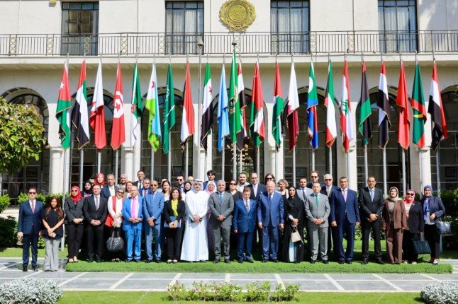 الجامعة العربية تطلق أول ملتقى للملحقين الثقافيين لدعم المجهود الثقافي العربي الجامعة العربية تطلق أول ملتقى للملحقين الثقافيين لدعم المجهود الثقافي العربي