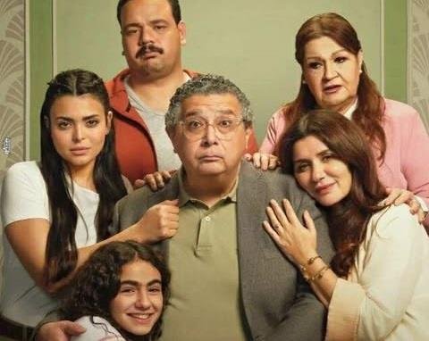 ماجد الكدواني يتصدر شباك التذاكر بـ «فيها إيه يعني».. ويتفوق على «هيبتا 2» بإيرادات قياسية ماجد الكدواني يتصدر شباك التذاكر بـ «فيها إيه يعني».. ويتفوق على «هيبتا 2» بإيرادات قياسية