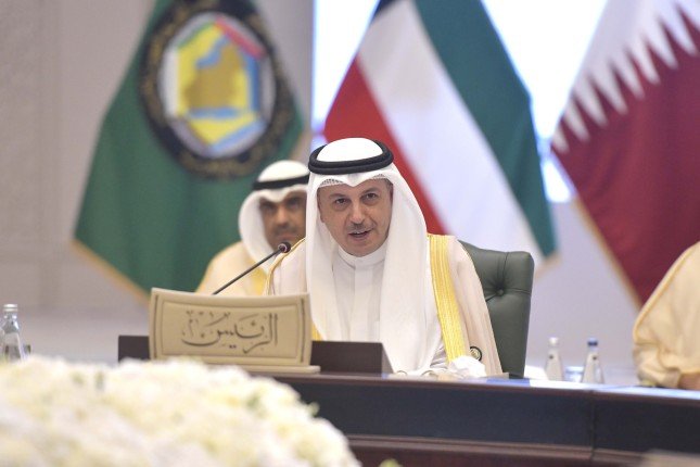 وزير المالية الكويتي بالوكالة: مواصلة تنفيذ المبادرات والقرارات لدعم مكانة دول مجلس التعاون في الاقتصاد العالمي وزير المالية الكويتي بالوكالة: مواصلة تنفيذ المبادرات والقرارات لدعم مكانة دول مجلس التعاون في الاقتصاد العالمي