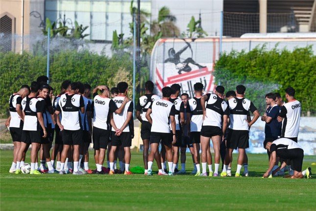فريق الزمالك يستأنف تدريباته اليوم بعد راحة 4 أيام فريق الزمالك يستأنف تدريباته اليوم بعد راحة 4 أيام