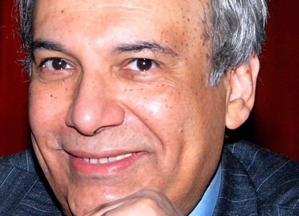وفاة المخرج والمؤرخ المسرحى عمرو دوارة وتشييع جنارته فى الإسكندرية وفاة المخرج والمؤرخ المسرحى عمرو دوارة وتشييع جنارته فى الإسكندرية