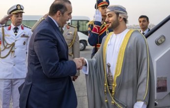 وصول وزير الثقافة العُماني إلى القاهرة للمشاركة في افتتاح المتحف المصري الكبير