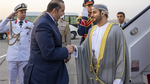 وصول وزير الثقافة العُماني القاهرة للمشاركة في افتتاح المتحف المصري الكبير وصول وزير الثقافة العُماني القاهرة للمشاركة في افتتاح المتحف المصري الكبير